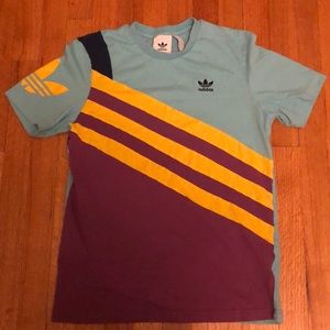 Adidas colorblock top t-shirt women’s size small